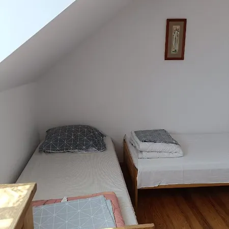 Dar Lasu Деревянный коттедж *